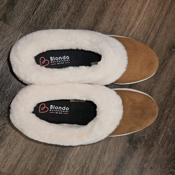 Blondo Suri Comfy Fur-lined Waterproof Slip-on Platform Boho Clog Shoes Size 8 - Picture 3 of 5